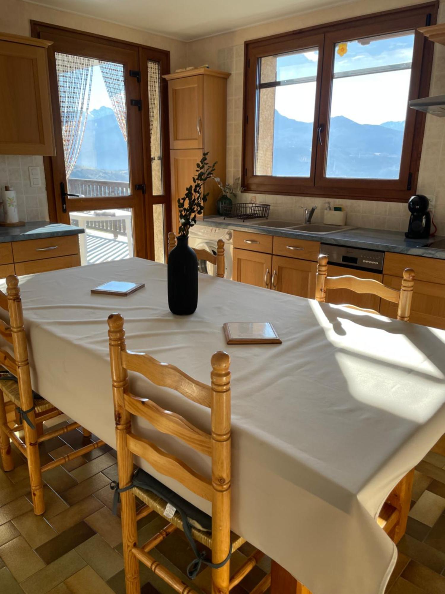 Appartement T3 Avec Vue Sur Le Lac Chorges Eksteriør bilde